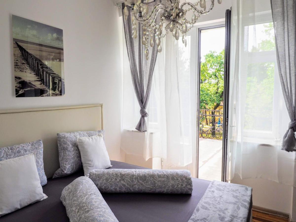 City Villa Schoenbrunn Apartments - Contactless 24H Check-In Vienne Extérieur photo